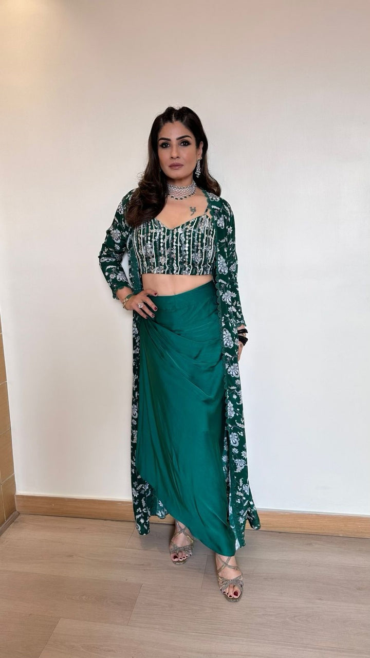 Raveena Tandon In Bottle Green Printed Cape Set