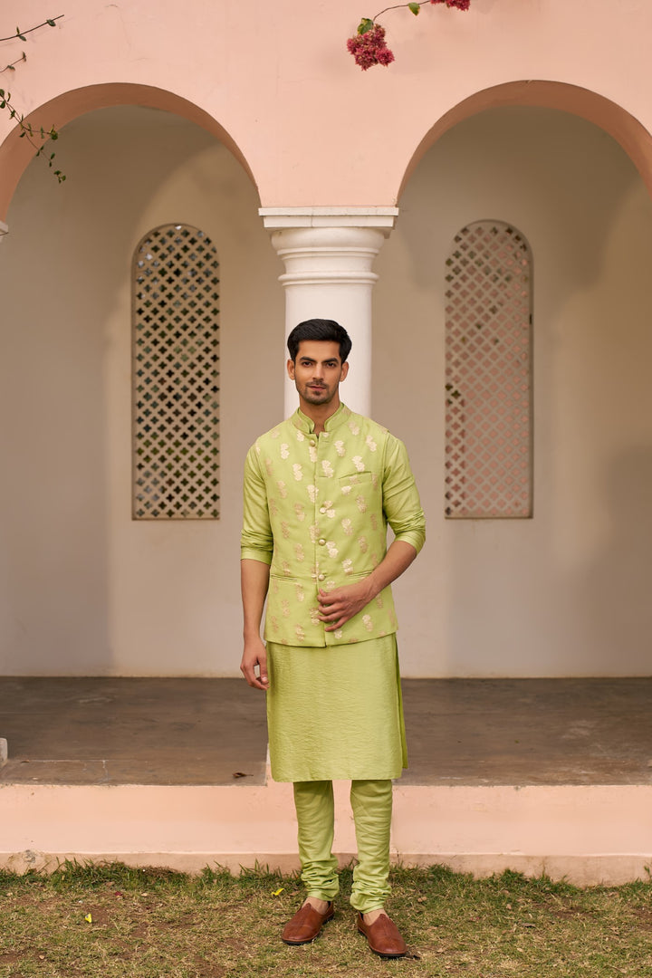 Green Kurta Set With Bundi