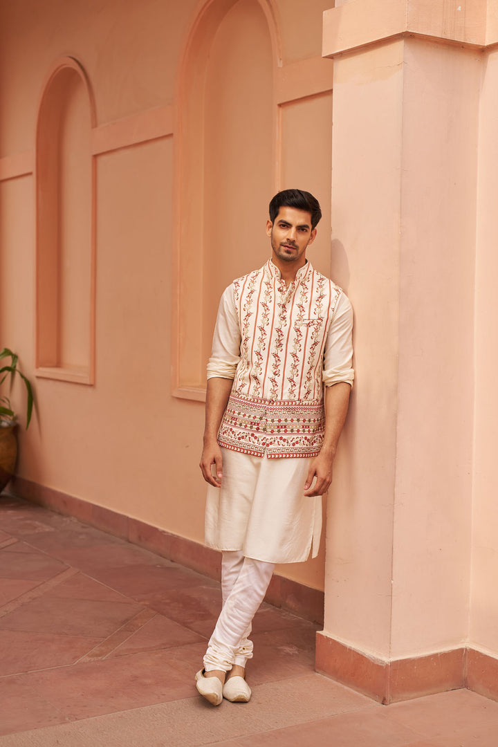 Ivory Kurta Set With Printed Bundi