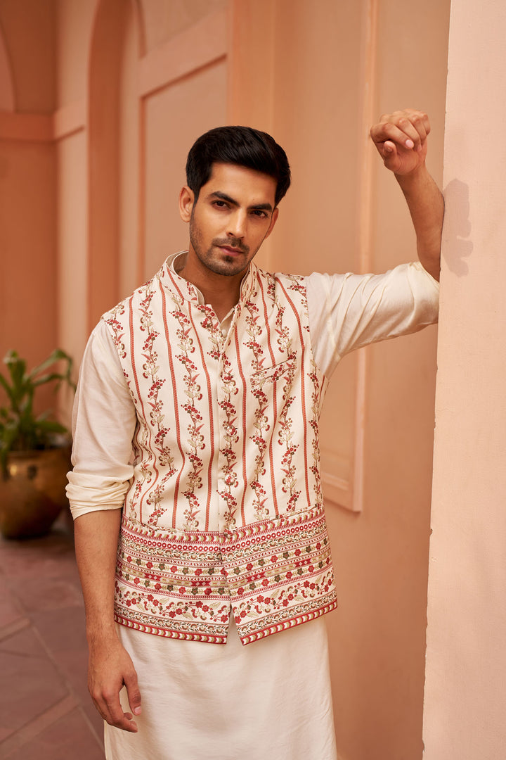 Ivory Kurta Set With Printed Bundi