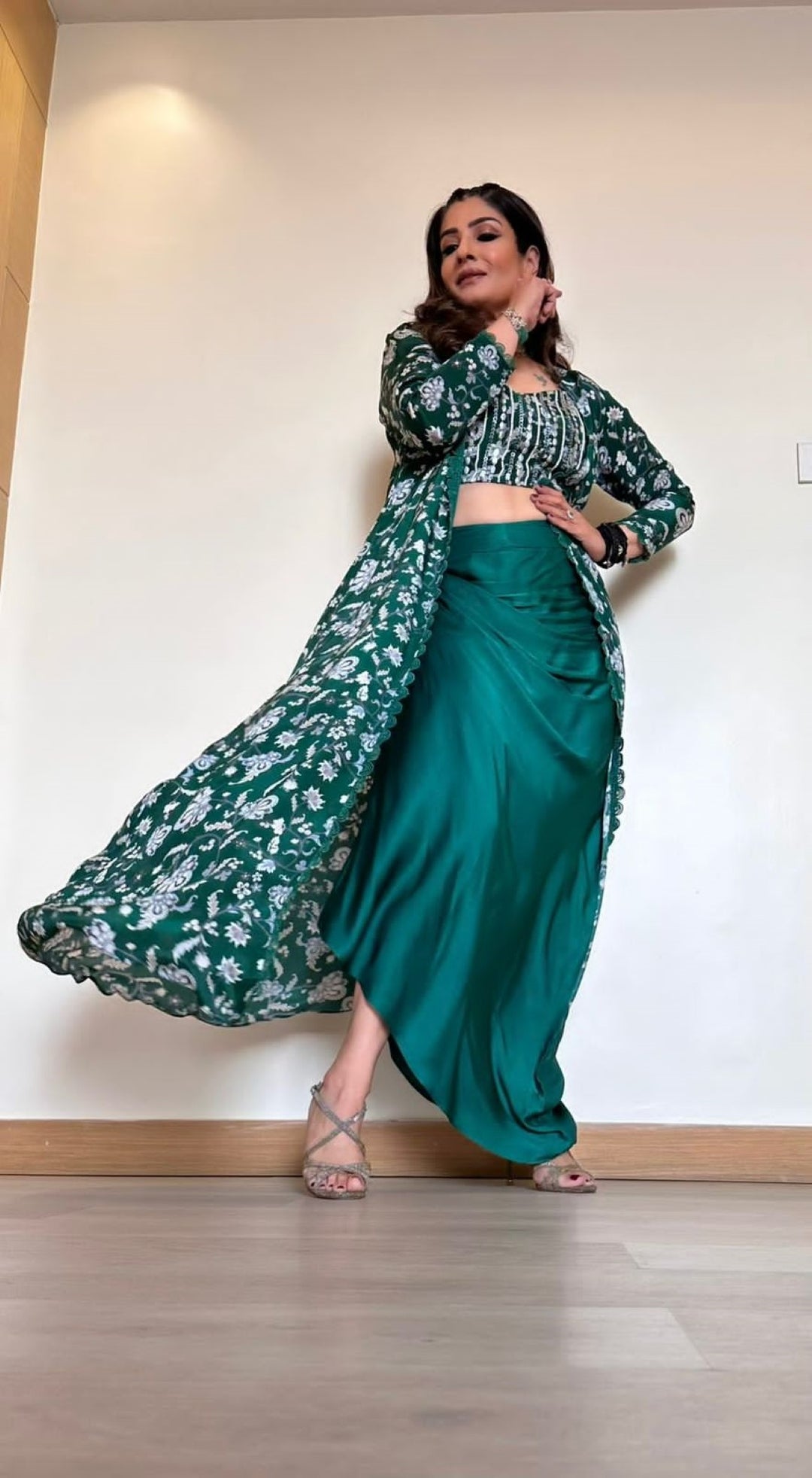 Raveena Tandon In Bottle Green Printed Cape Set