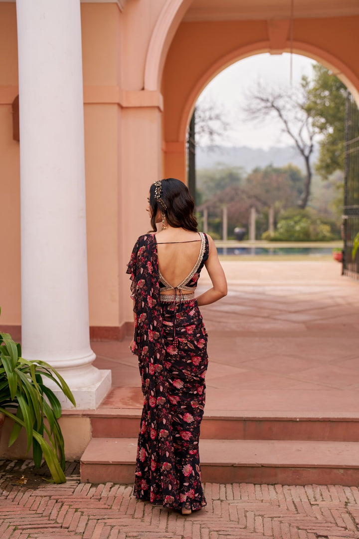 Black Printed Saree With Blouse And Belt